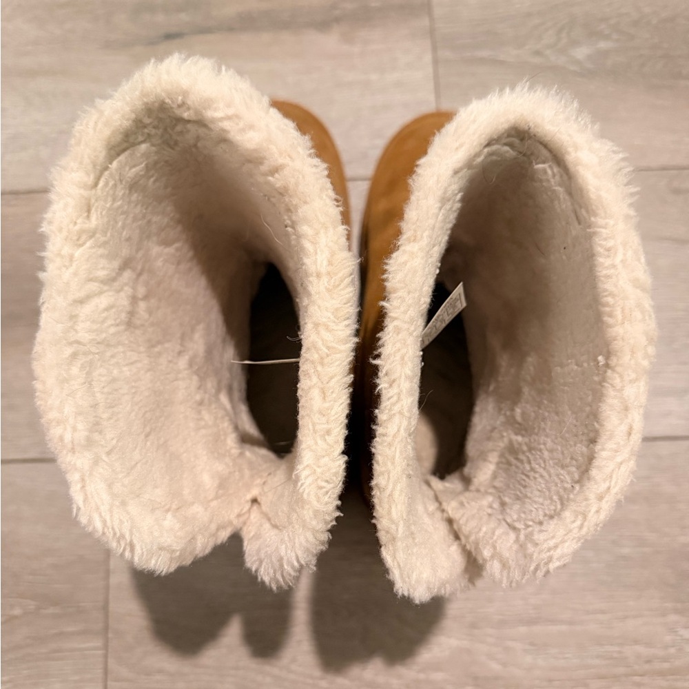 Kookaburra by UGG Boots - Picture 3 of 6